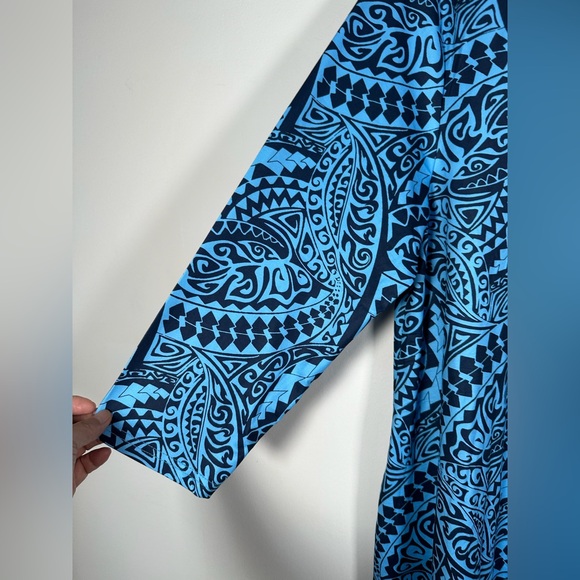 Enmain Women’s NWT Size 2XL Rayon Spandex Blend Print Top - Picture 2 of 7